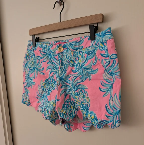 Lilly Pulitzer Womens 6 Buttercup Shorts Pink Blue Scalloped Preppy Vacation - Picture 3 of 6